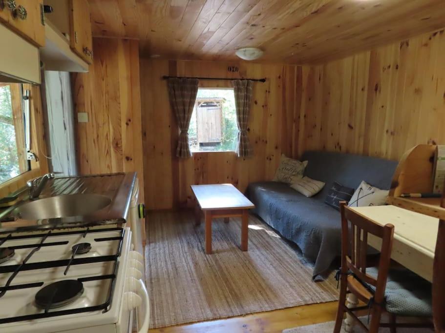 Cosy Cabane Montbrun-Bocage Exteriér fotografie