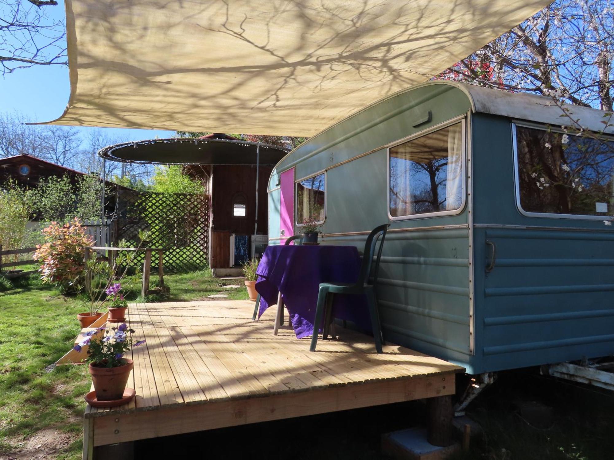 Cosy Cabane Montbrun-Bocage Exteriér fotografie